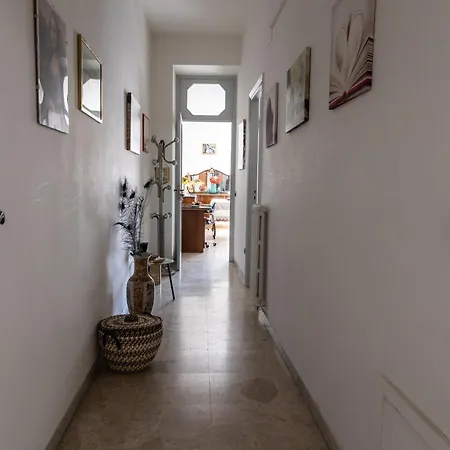 Il Ritrovo Degli Artisti Appartement *