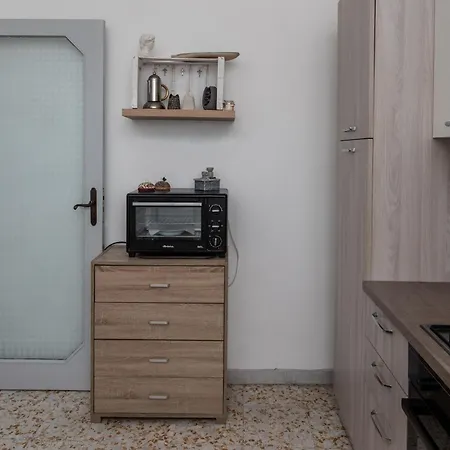 Il Ritrovo Degli Artisti Apartment *